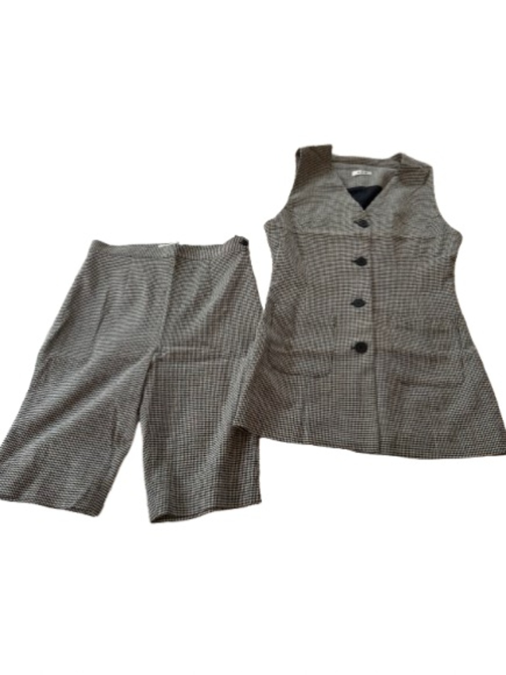 Two-Piece Houndstooth Vest & Bermuda Capris Set